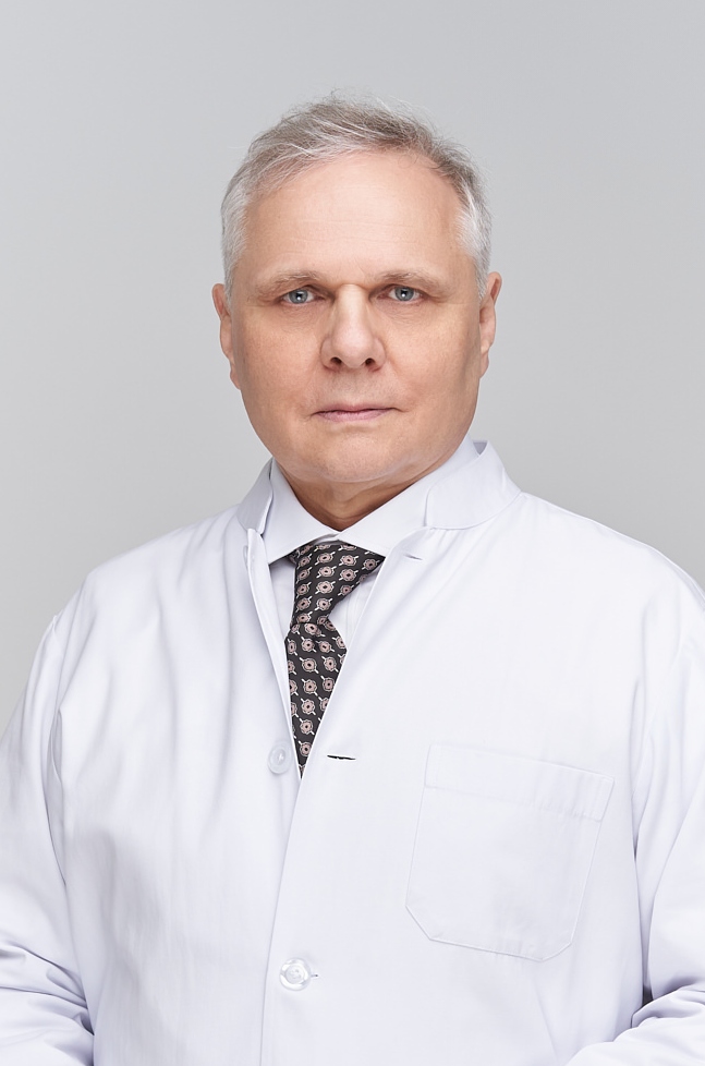 Dr. Gregor Kowal explains to patients different typs of depression