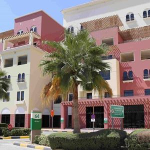CHMC Dubai clinic building in Dubai Healthcare City offering psychiatric and psychological services
